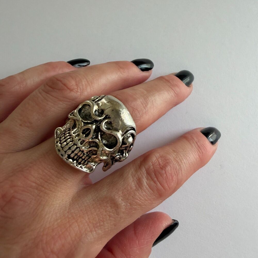 Ornate Skull Statement Ring Silver Tone Gothic Punk Unisex Sz 10.5